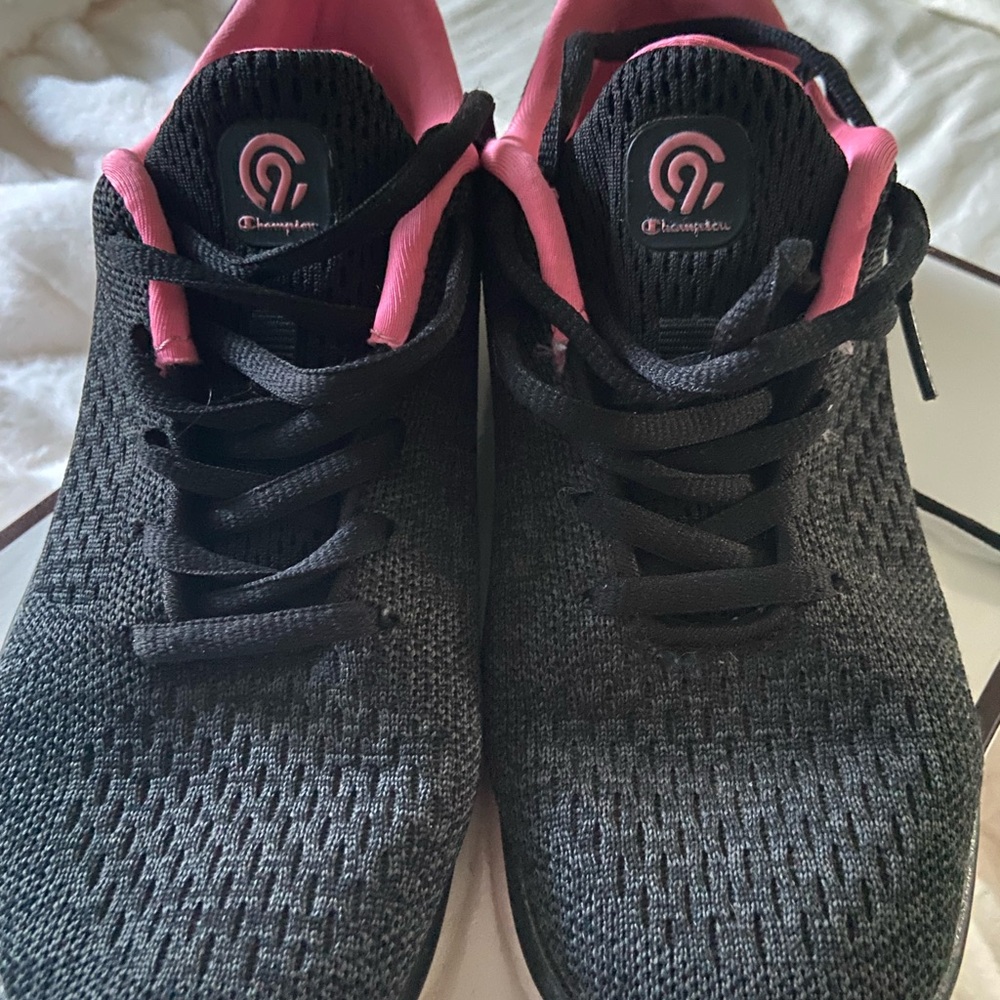 Champion Women's Black and Pink Athletic Sneakers